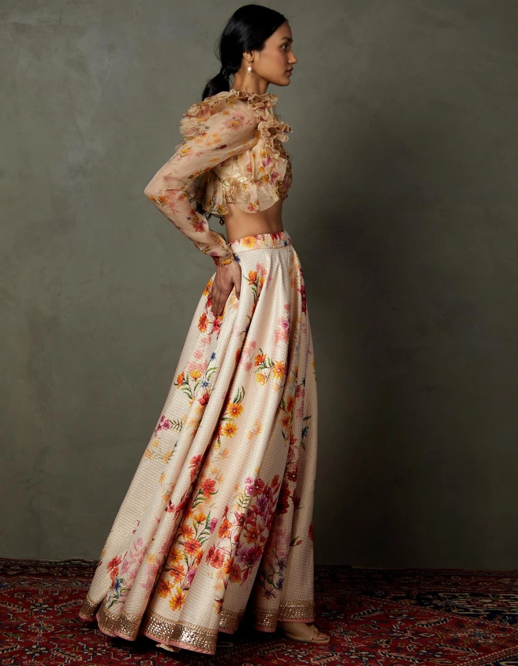 Off White & White Star Olivia Blouse And Skirt 5 Off White & White Star Olivia Blouse And Skirt - Image 3