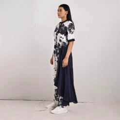 White And Black Tracy Concept Saree -Incasee Ceantral bw310c2