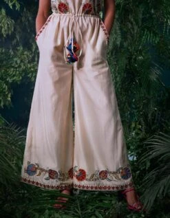 Ivory Floral Embroidered Jumpsuit -Incasee Ceantral cfw23js213