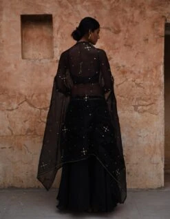 Black Cape And Skirt Set -Incasee Ceantral dpkly018b