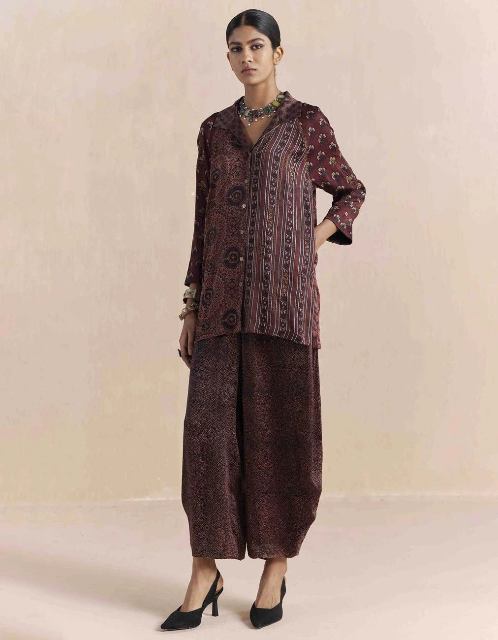 Maroon Mrida Raglan Sleeve Shirt 5 Maroon Mrida Raglan Sleeve Shirt - Image 3