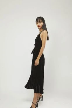 Black V Neck Braided Belt Tea Length Dress -Incasee Ceantral gndfw22512