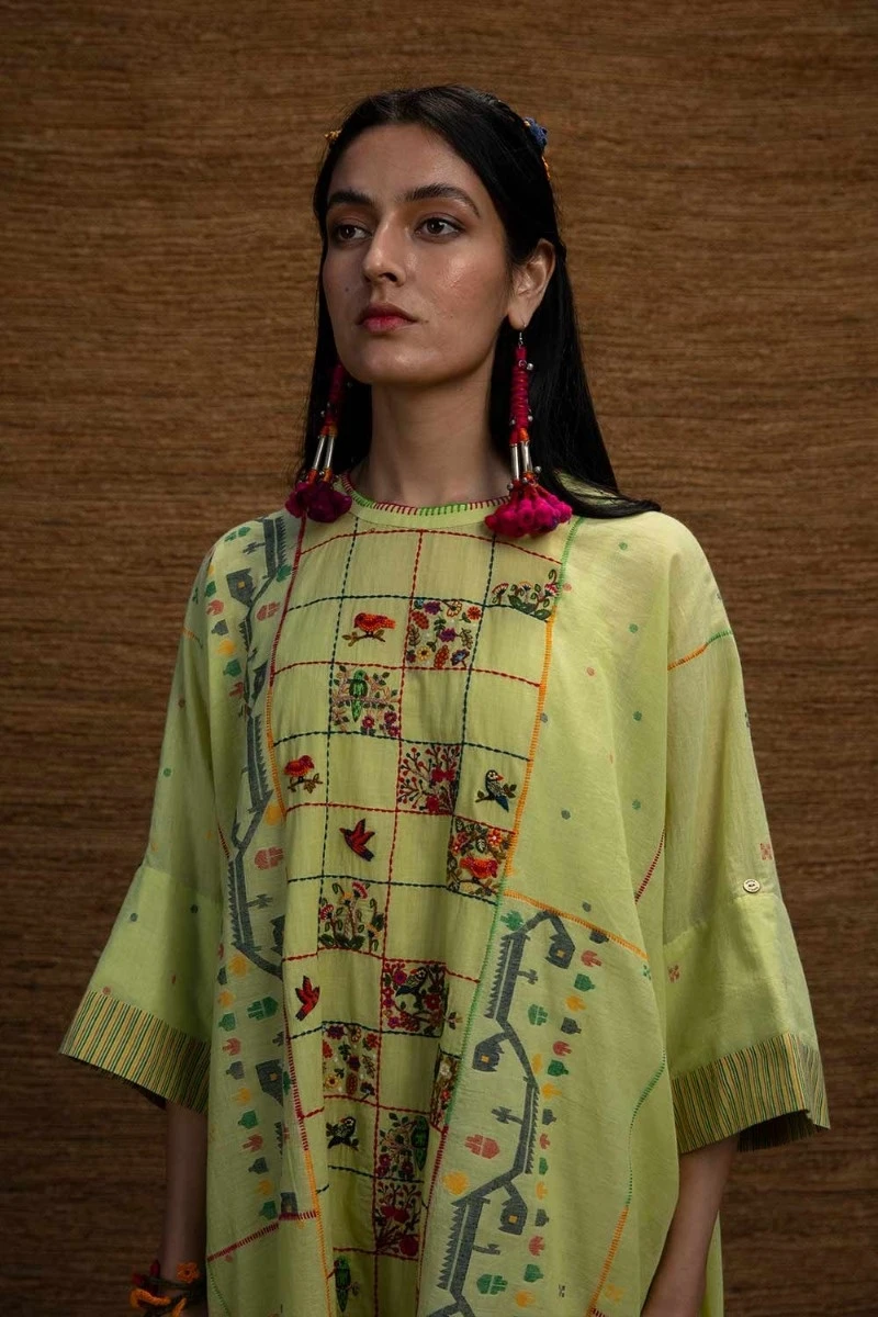 Green Paakhi Kimono Dress 7 Green Paakhi Kimono Dress - Image 5