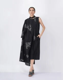 Black Solid Jumpsuit With Printed Jacket -Incasee Ceantral jj324