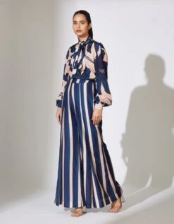 Beige And Blue Floral Bow Tie Shirt -Incasee Ceantral kofw231086 1