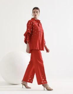 Red Chandelier Shirt -Incasee Ceantral mtn032