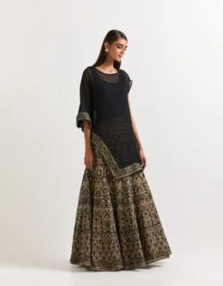 Black And Beige Cape With Skirt In Crinkle Georgette And Tissue Chanderi -Incasee Ceantral omcslac02a3