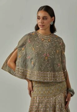 Greying Green Cape With Skirt -Incasee Ceantral omiwmir22044