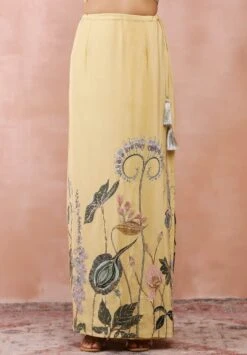 Yellow Niloufar Print Embroidered Choli With Skirt -Incasee Ceantral pscs0070a5
