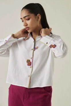 White Gulzaar Khadi Crop Shirt -Incasee Ceantral ss2308a3