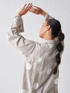 Beige Beige Panel Slit Shirt -Incasee Ceantral ss23s025