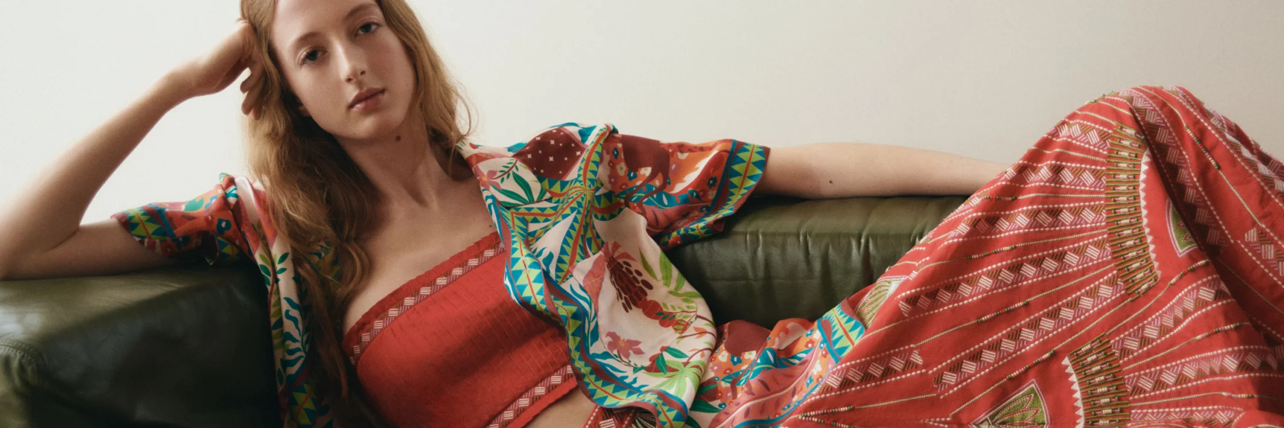 Incasee Ceantral 1 Incasee Ceantral -Incasee Ceantral skirts collection banner desktop 1 scaled